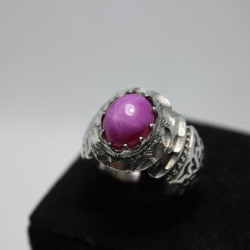 ياقوت أحمر نجمي