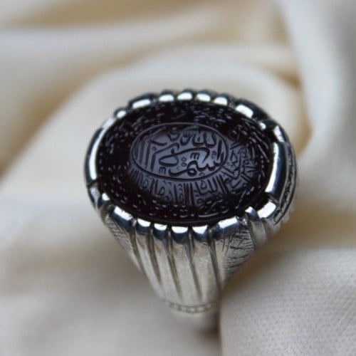 عقيق يماني كرزي