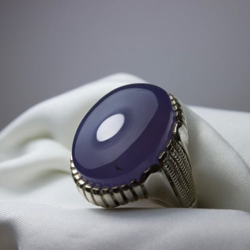 عقيق بنفسجي يماني