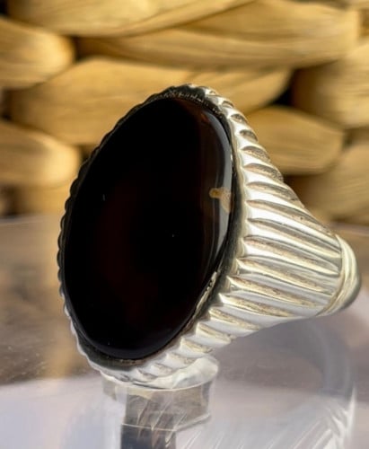 عقيق كرزي غامق