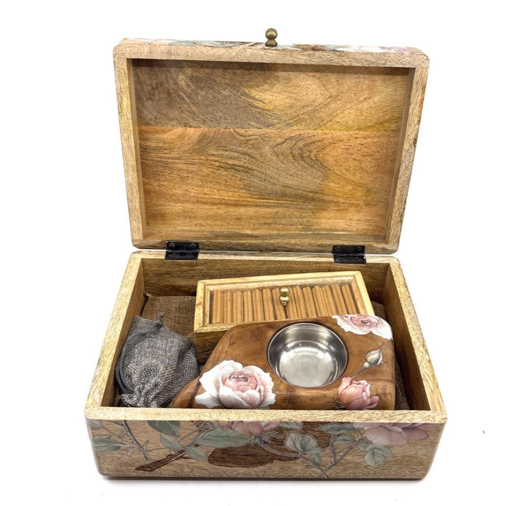 طقم العود و المبخر الفريد