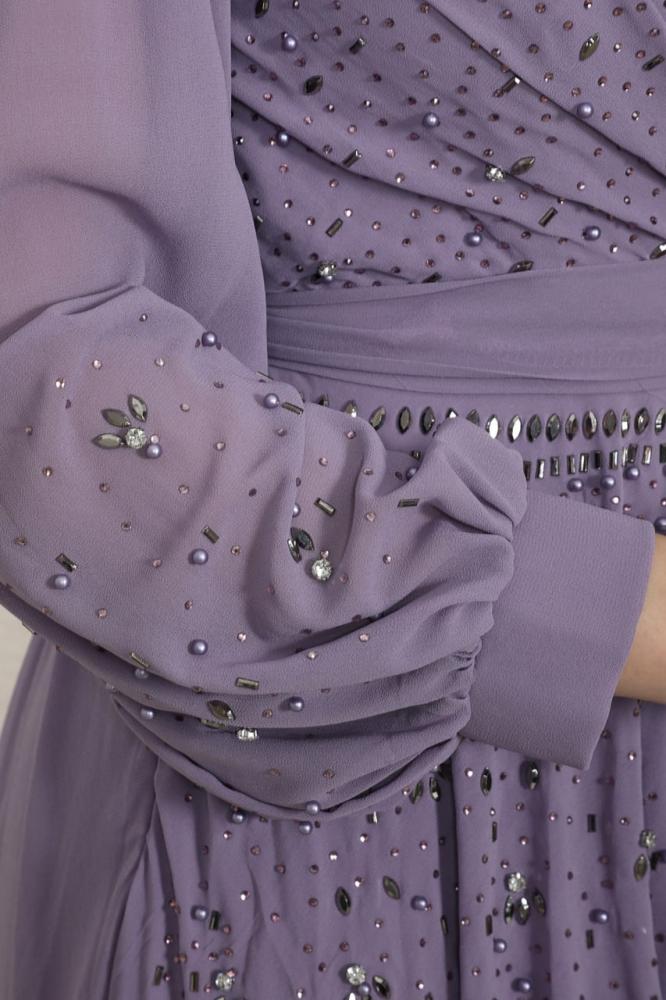 فستان سهرة ناعم بشك راقي