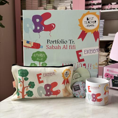 مجموعة المعلم الأولى