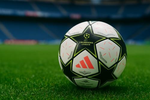 كرة قدم(ADIDAS)