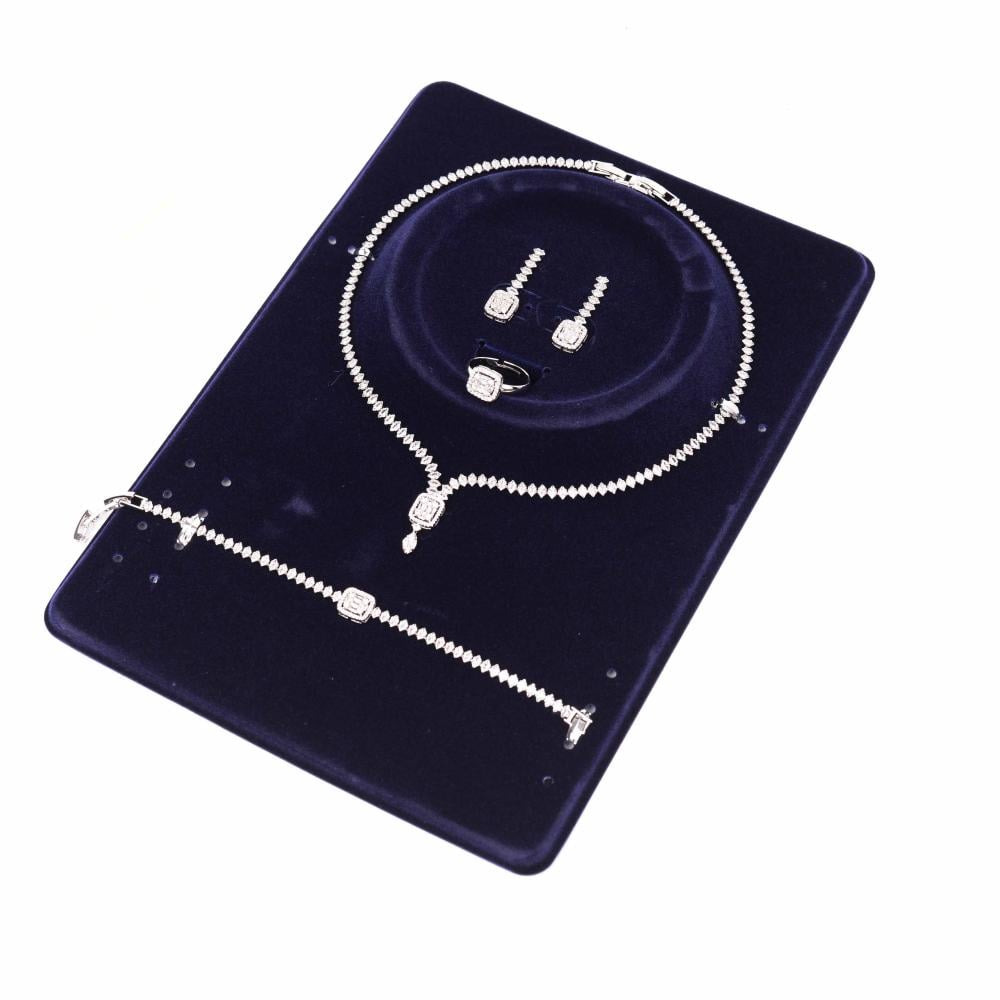 طقم نسائي سهرات  ماركة جورج كلاين GK-51015 (ساعة+سلسال+حلق+خاتم+اسواره ) فضي