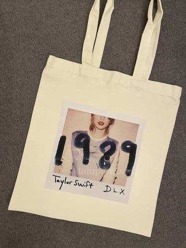 توت باق تايلور 1989