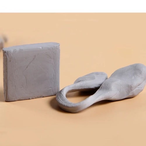 محايه فحم علي شكل عجينه