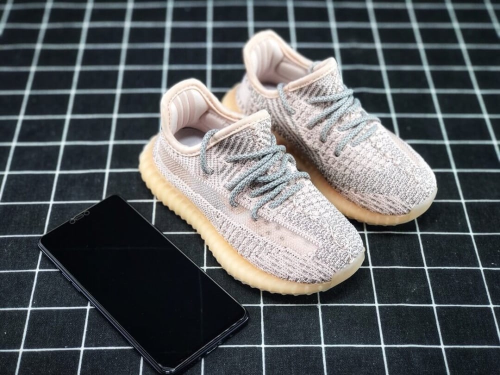Yeezy Boost 350 V2 'Synth' Kids اطفال