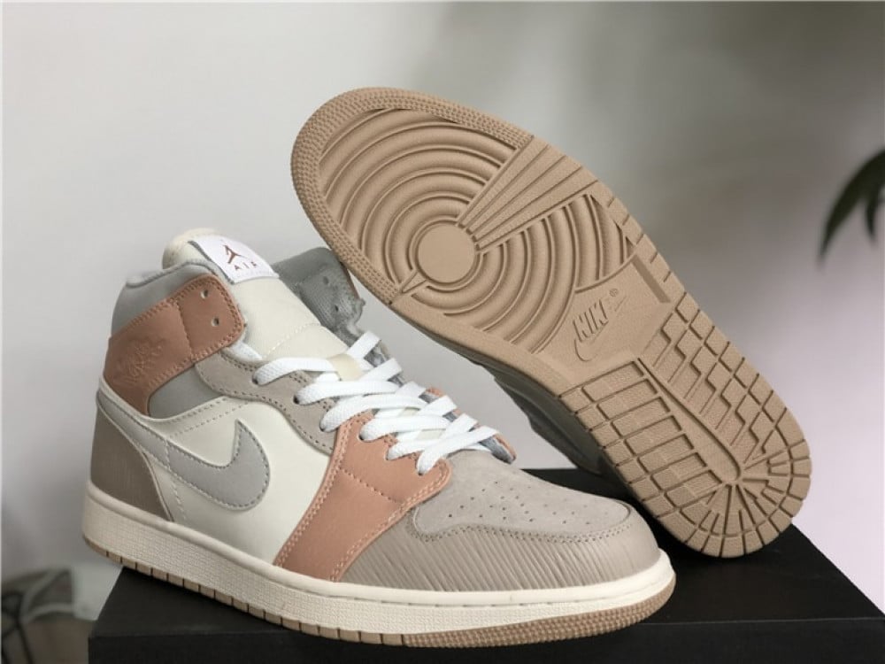 Air Jordan 1 mid milan