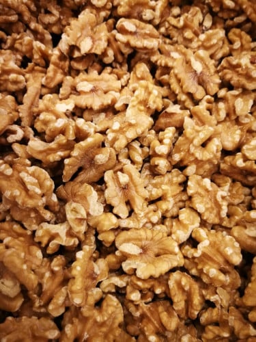 جوز عين الجمل 250ج