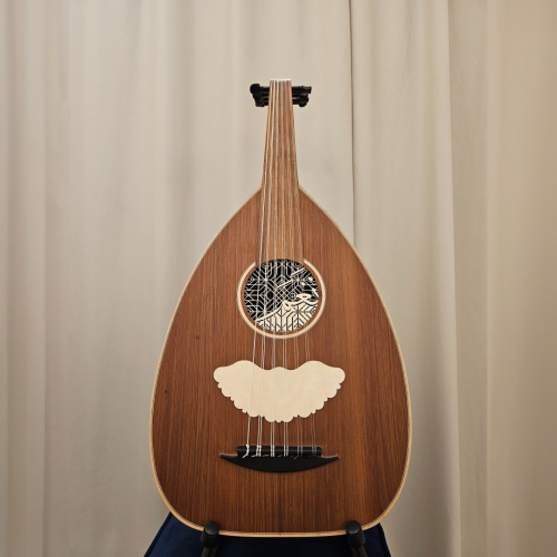 عود نغم بريميوم خشب ماهوجني