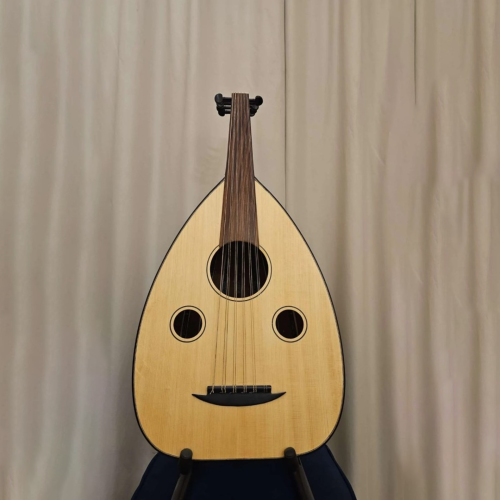 عود رزين نسخة خشب المهوجني والسبروس