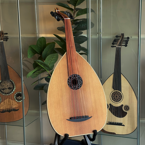 عود نغم الإحترافي بلاك لامبا