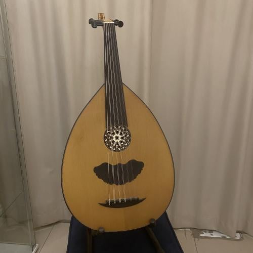 عود نغم خشب الأبرزان