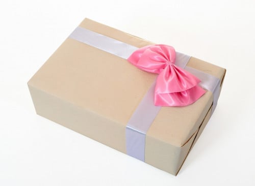 اهدي عاملتك بكج هدية أنيق