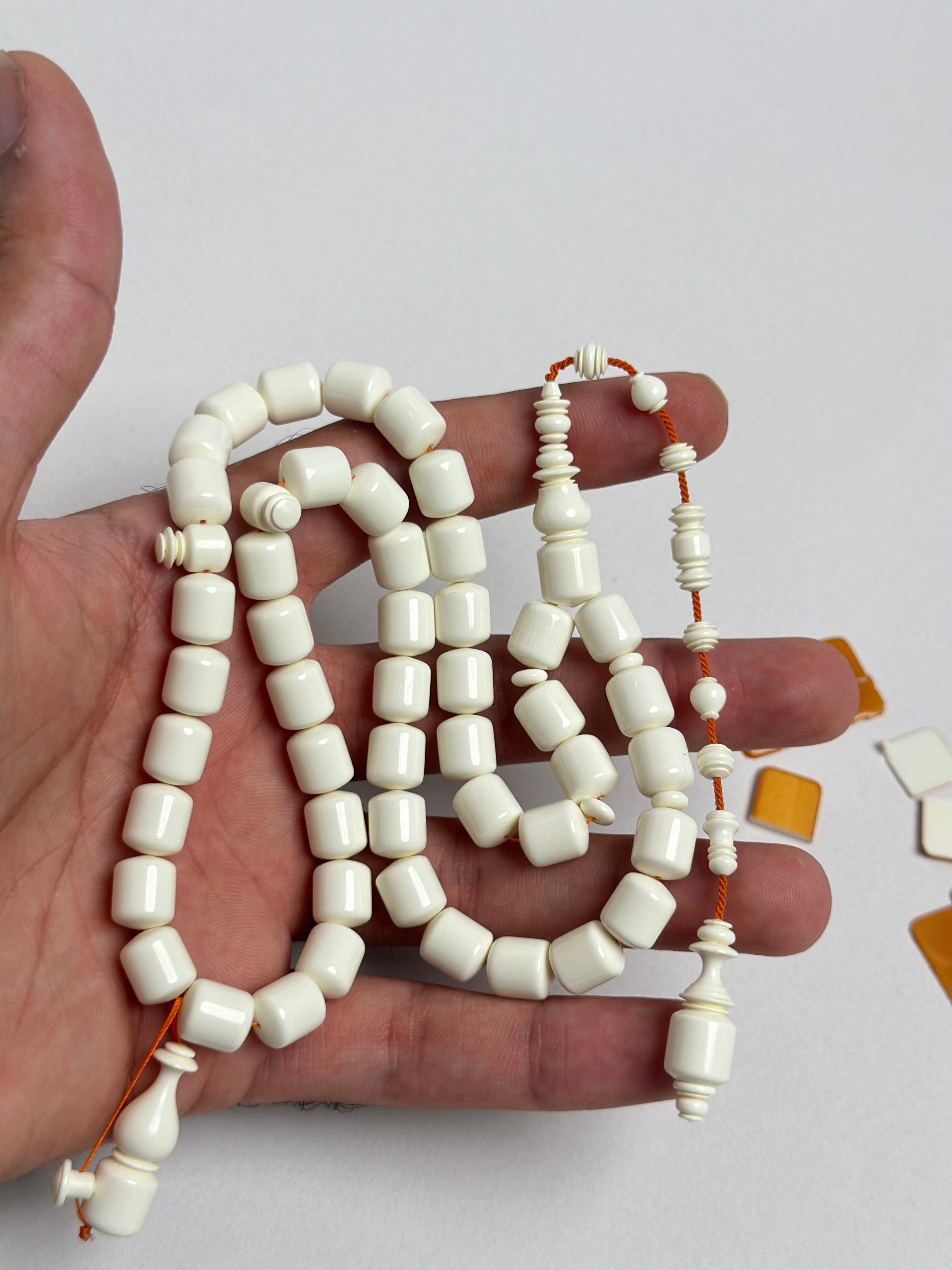 مسباح من مكعبات دومنه صب قديم