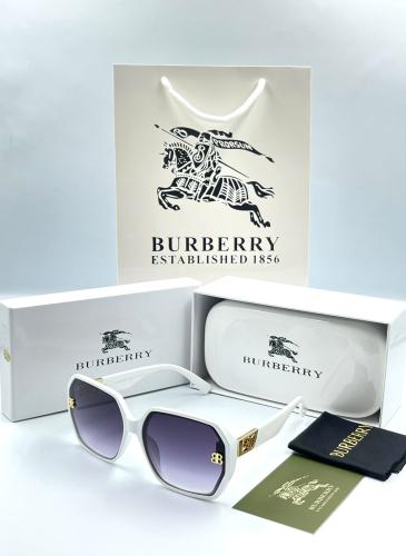 نضارة نسائية - Burberry
