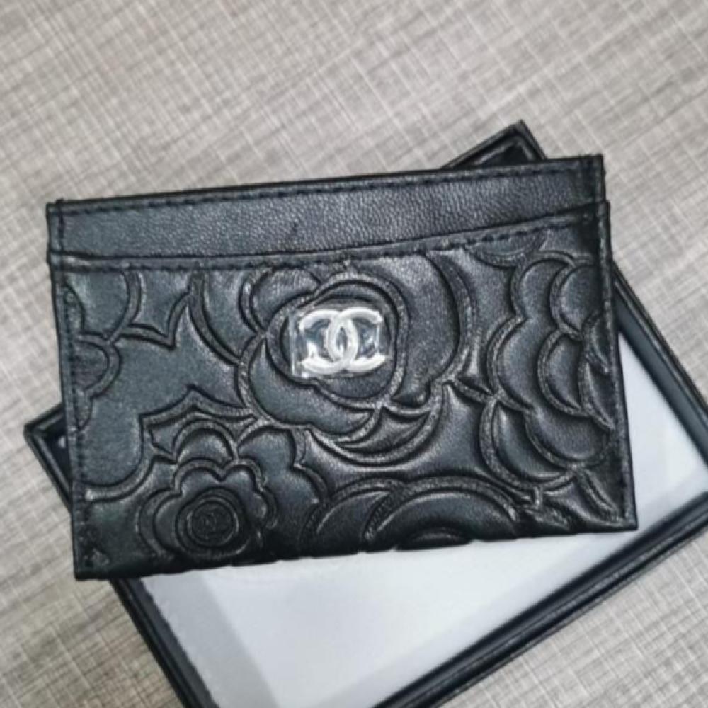 محفظة GUCCI  - نسائية