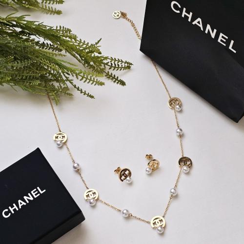 سلسال وحلق- CHANEL