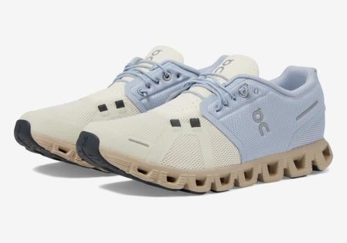 ON  Cloud 5 Sneakers