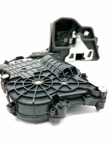 قفل باب شفط خلفي يمين 51227315024