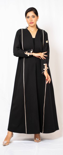 عباية كريب اسود وبيج ( يمكن تزويدنا باللون المرغوب...