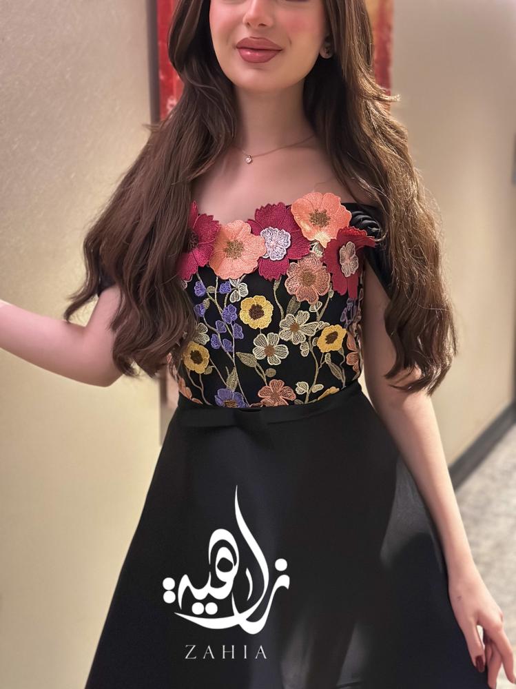 فستان مخمل اسود