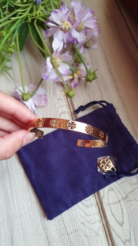 إسوارة مفتوحة ماركة توري بورتش