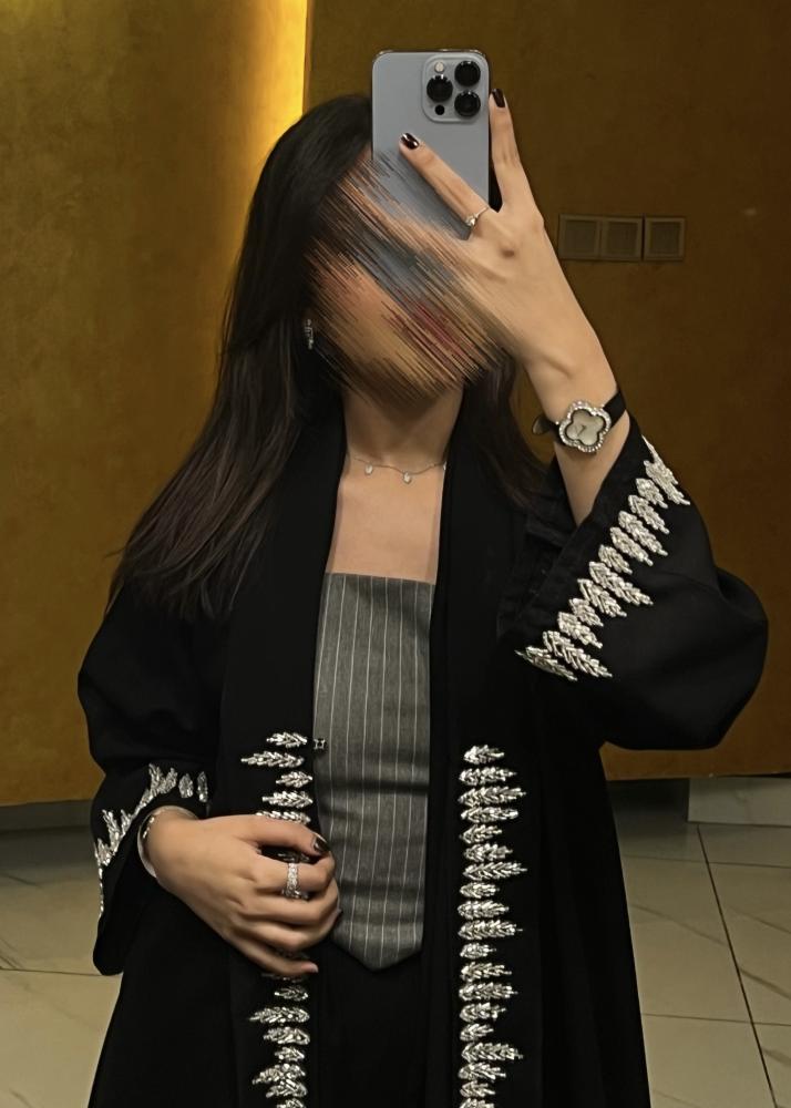 عبايه بريق