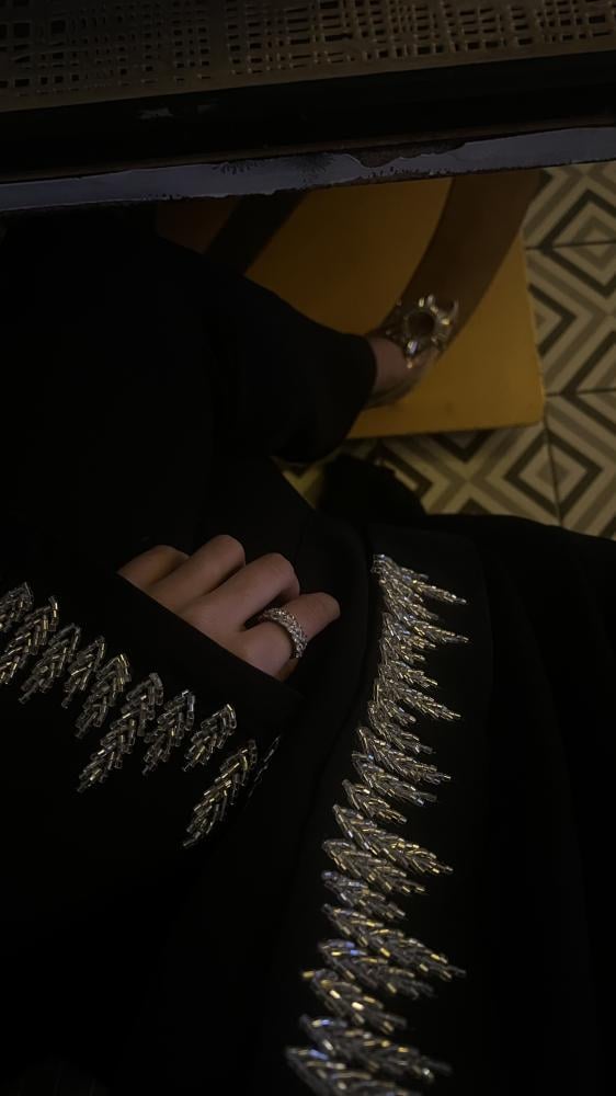 عبايه بريق