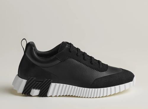 Bouncing sneaker