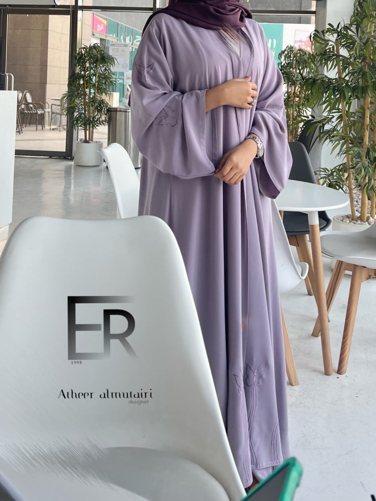 عباية صيفي موف بـِ تطريز فراشات