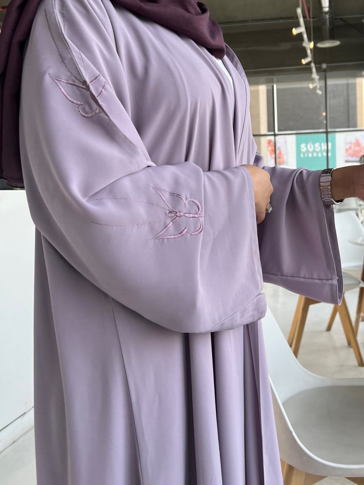 عباية صيفي موف بـِ تطريز فراشات