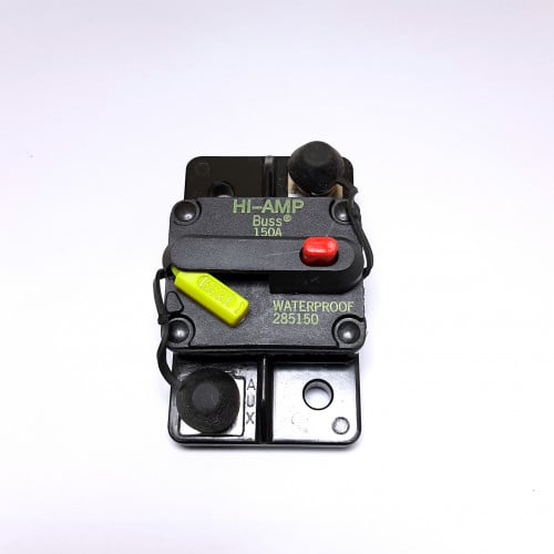 قاطع كهرباء مع زر للفصل يدوي