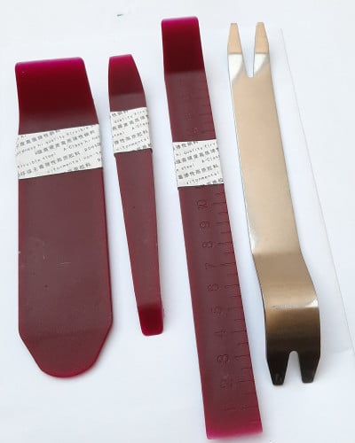 عدة لفك الديكورات والكلبسات