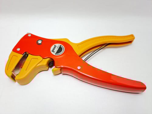 عراية أسلاك إيطالية