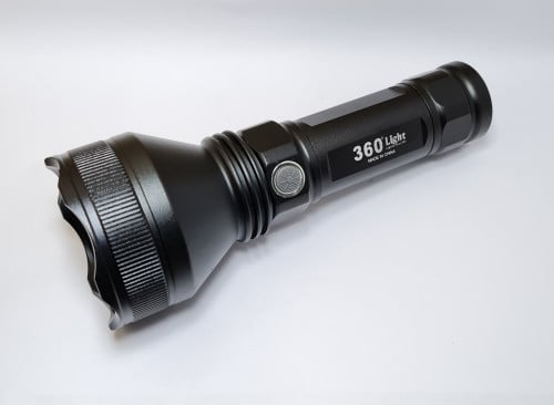 كشاف يدوي وسط 1023