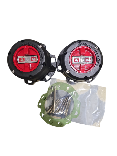 فرارات تويوتا لاندكروزر من 98 وأحدث أسود/أحمر