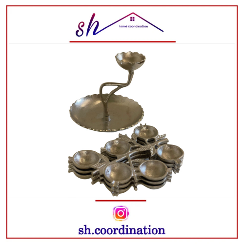 طقم حديد هندي فاخر استاند مع ثلاث صحون مقسمه