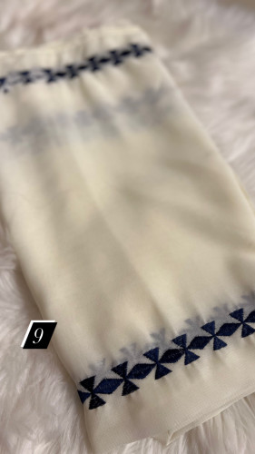 طرحة مزخرفة