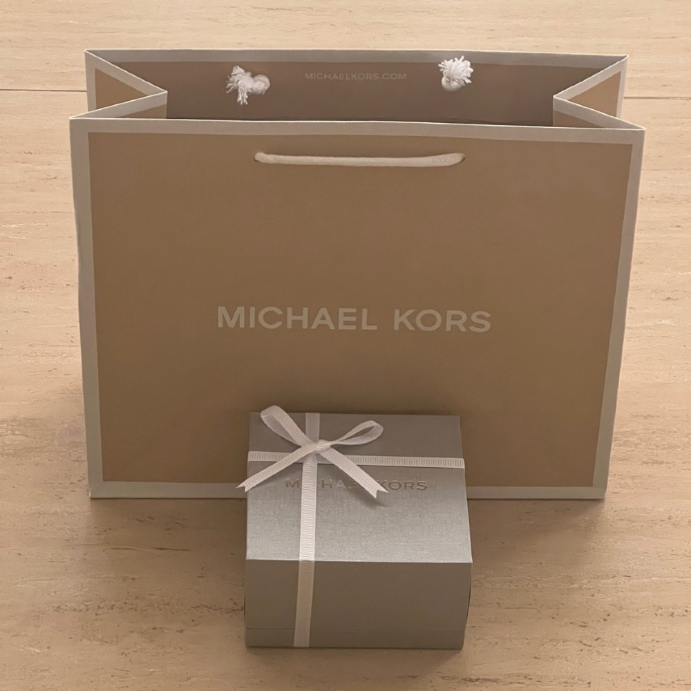 michael kors bracelet gift box