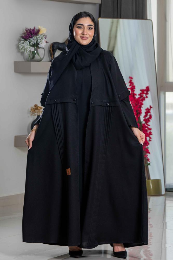 عباية كلوش أنيقة وناعمة بأزارير وكسرات من الأمام والأكمام