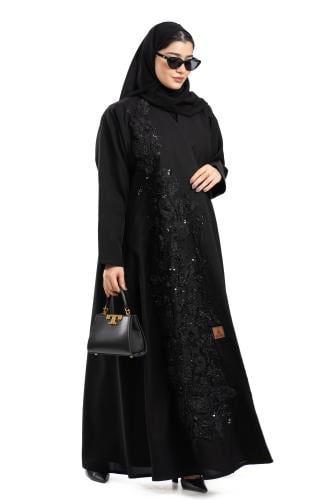 عباية وهاجة بتطريز ورد مع شك خرز