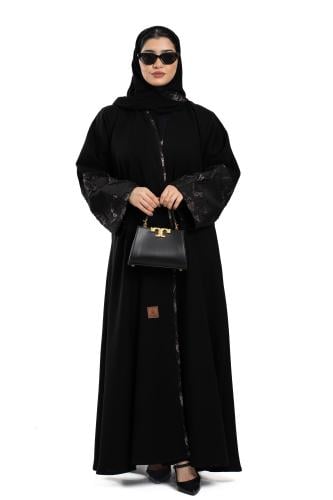 عباية مها بأكمام جاكار وتحديد قيطان
