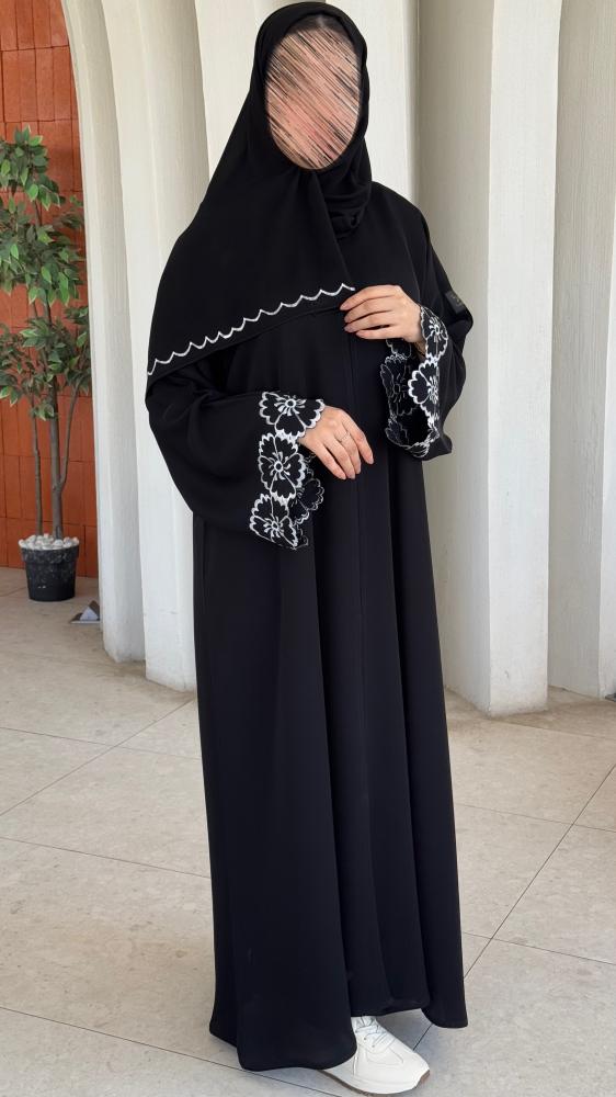 عباية  ريهام