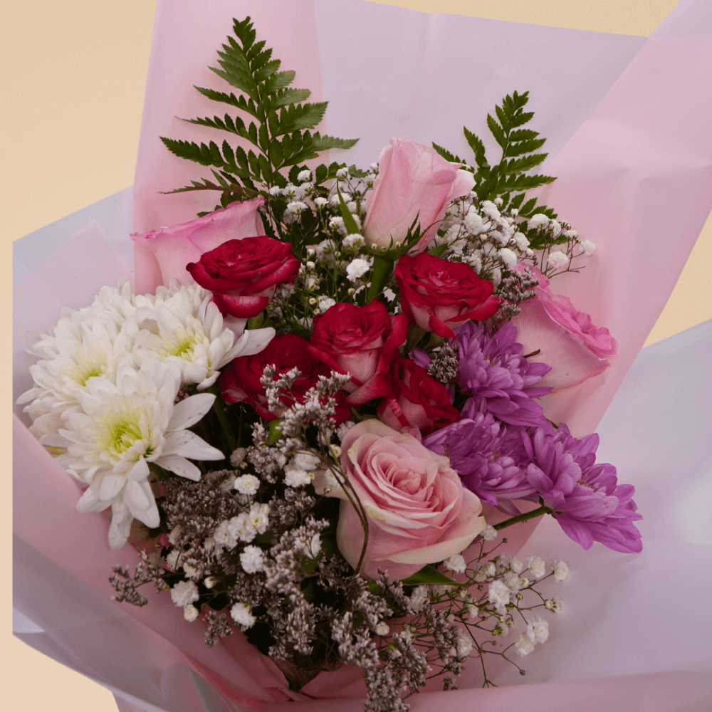 باقة ورد عيد ميلاد وردية