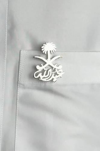بروش نخله بالاسم مطلي بالذهب