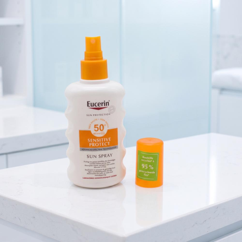 يوسيرين واقي شمس سبراي سنستف بروتكت SPF50+ للبشرة الحساسة 200 مل
