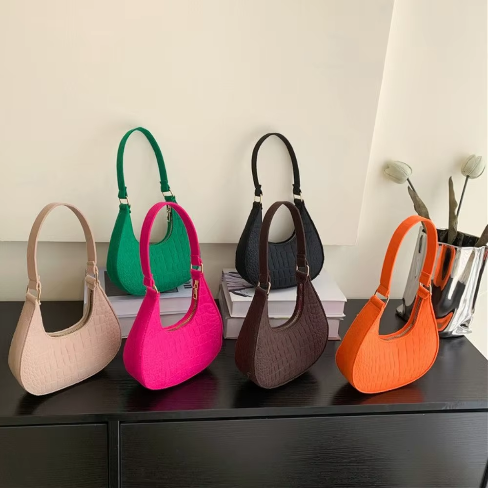 شنط حريمي أنيقة تواكب كل لحظة: اكتشفي احدث شنط حريمي من Elegant Her