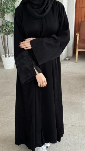 عباية ساره